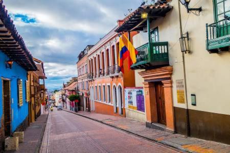 Apartasuites Bogota Romannoti エクステリア 写真